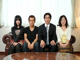 変態一家の家庭内相姦事情！4時間！2　サンプル画像02